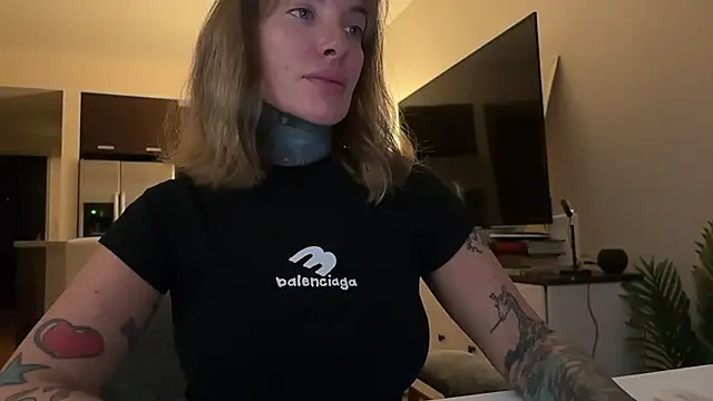 Snapshot of airgeadx chatting on October 2025 09:48:02 PM airgeadx online show from October 2025 09:48:02 PM