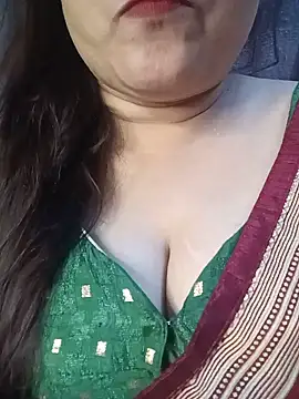 naughtymadam online show from May 2026 06:00:02 AM