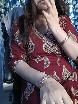 naughtymadam online show from July 2026 06:25:02 AM