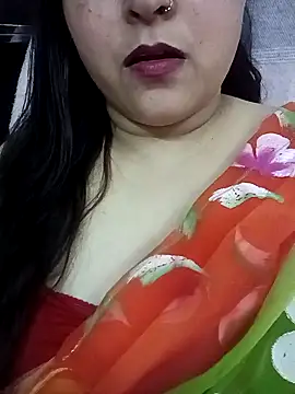 naughtymadam online show from February 2026 04:31:02 PM