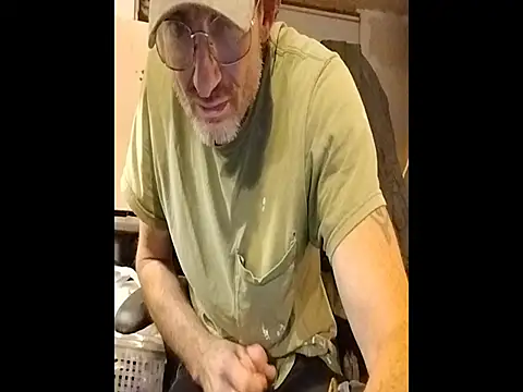ROBERT0516 online show from May 2026 12:37:02 AM