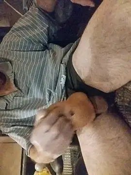 ROBERT0516 online show from April 2026 12:56:02 AM