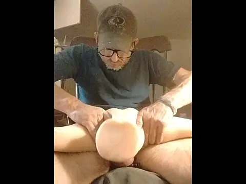 ROBERT0516 online show from December 2025 08:03:02 AM