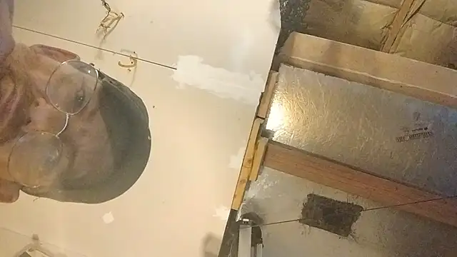 ROBERT0516 online show from November 2025 06:13:02 AM