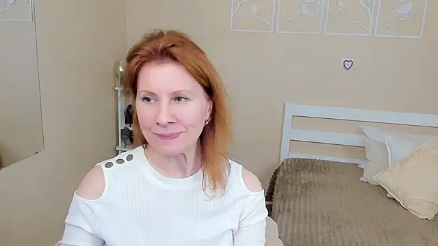 FoxySophia online show from February 2025 10:30:02 AM