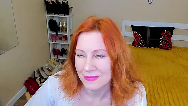 Snapshot of FoxySophia chatting on July 2026 08:35:02 PM FoxySophia online show from July 2026 08:35:02 PM