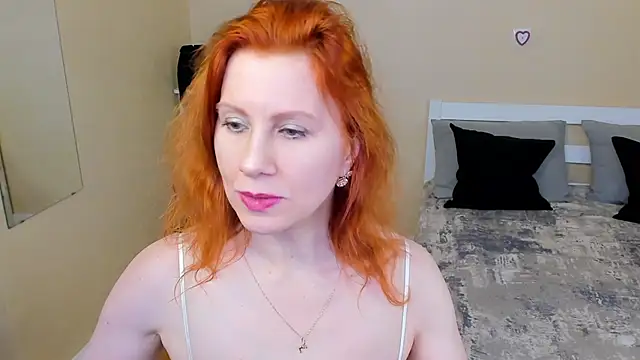 FoxySophia online show from February 2026 04:29:01 PM