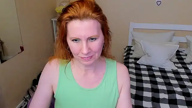 FoxySophia online show from November 2025 07:29:02 PM