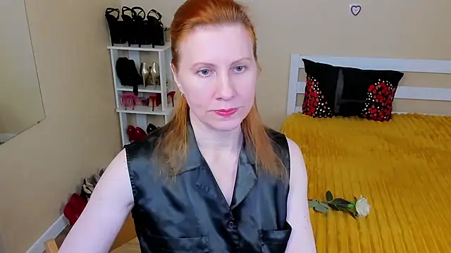 Snapshot of FoxySophia chatting on June 2026 05:23:01 PM FoxySophia online show from June 2026 05:23:01 PM