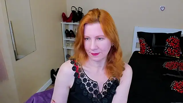 Snapshot of FoxySophia chatting on April 2026 01:51:02 AM FoxySophia online show from April 2026 01:51:02 AM