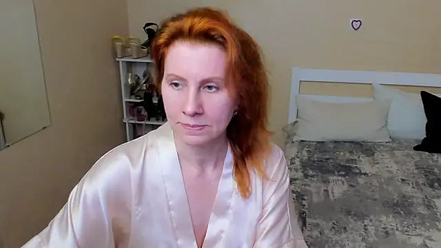 FoxySophia online show from September 2025 01:12:01 AM