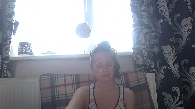 LindaStarS online show from March 2026 04:54:02 AM