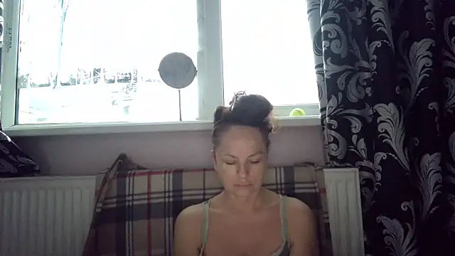 LindaStarS online show from April 2026 04:19:02 AM