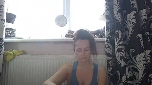 LindaStarS online show from February 2026 06:13:01 AM