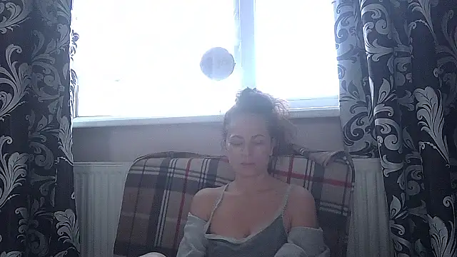 LindaStarS online show from April 2026 05:20:02 AM