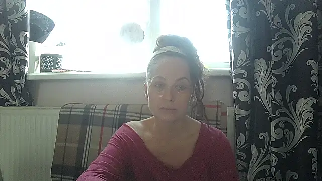 LindaStarS online show from April 2026 05:12:01 AM