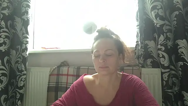 LindaStarS online show from April 2026 06:30:01 AM