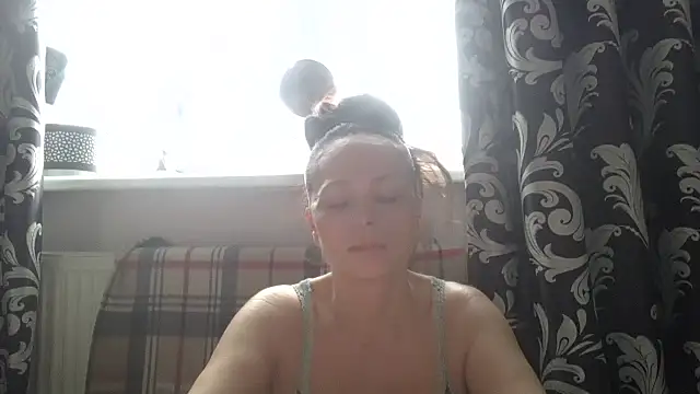 LindaStarS online show from March 2026 05:19:01 AM
