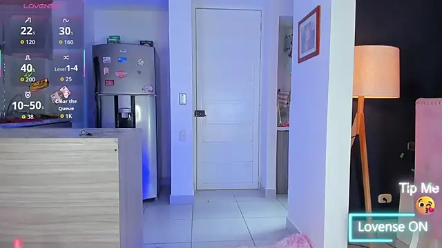 Snapshot of latinwondercockts chatting on October 2025 01:45:02 PM latinwondercockts online show from October 2025 01:45:02 PM