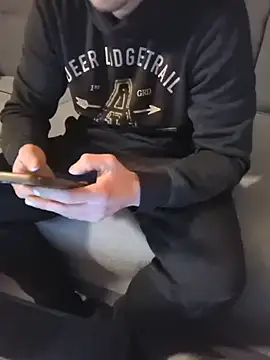 ShyGuyWannaTry online show from November 2025 11:09:02 PM