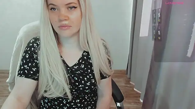 AllAboutLoveXx online show from February 2026 07:03:02 AM