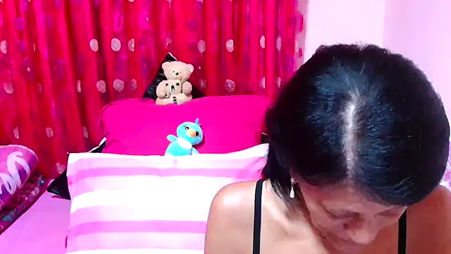 SLUTTYROXY online show from November 2025 04:05:01 AM