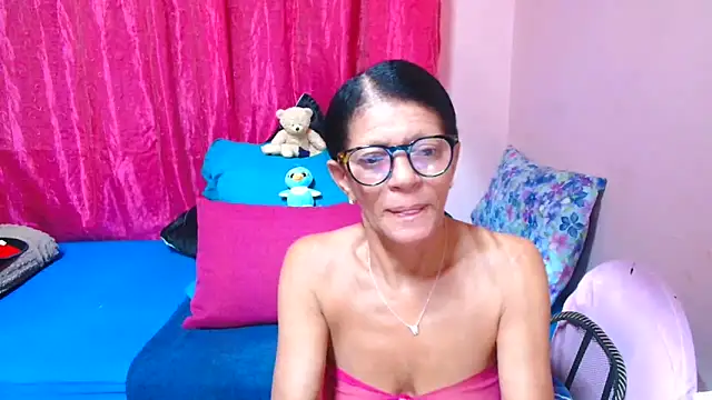 SLUTTYROXY online show from February 2026 07:00:01 PM