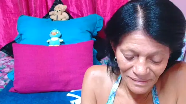 SLUTTYROXY online show from January 2026 05:27:02 PM