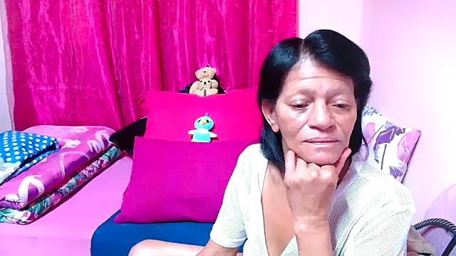 SLUTTYROXY online show from December 2025 06:14:01 AM