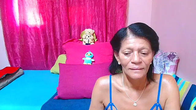 SLUTTYROXY online show from February 2026 05:46:02 AM