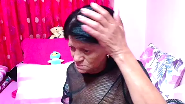 SLUTTYROXY online show from November 2025 07:23:02 AM