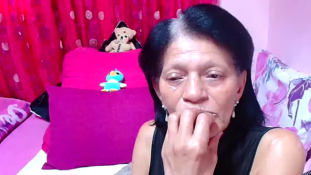 SLUTTYROXY online show from October 2025 07:01:02 AM