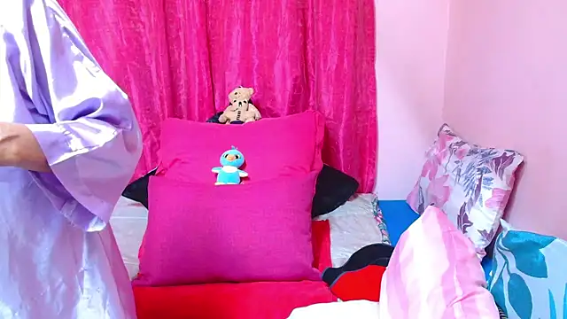 SLUTTYROXY online show from January 2026 08:18:01 AM