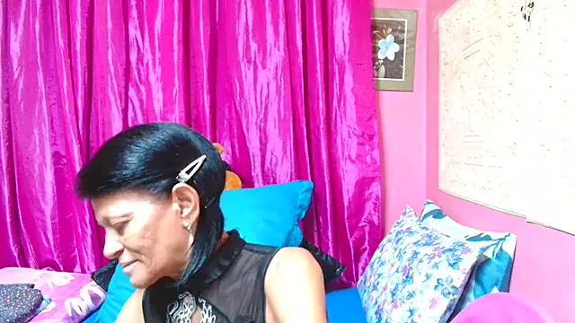 SLUTTYROXY online show from March 2025 02:29:01 AM