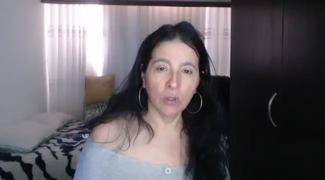 stefilove10 online show from January 2025 05:54:01 PM