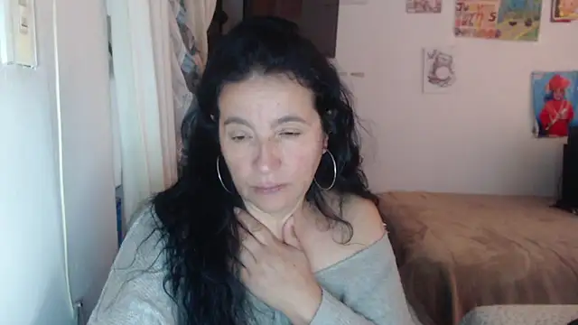 stefilove10 online show from December 2025 02:11:01 PM