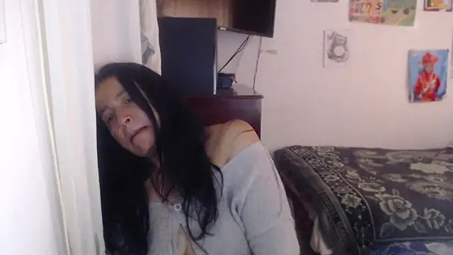 stefilove10 online show from January 2025 04:52:01 PM