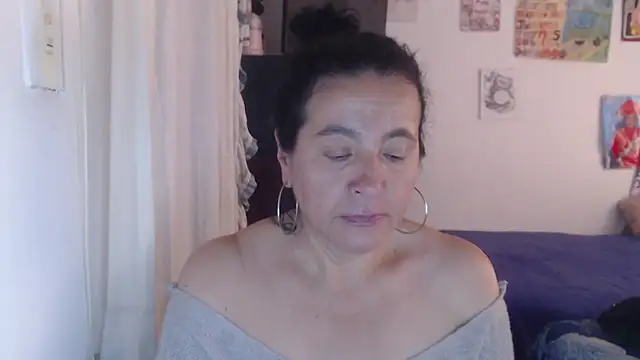 stefilove10 online show from April 2026 02:01:02 PM