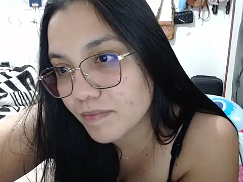 Andrea hottest angel online show from December 2025 05:18:02 AM