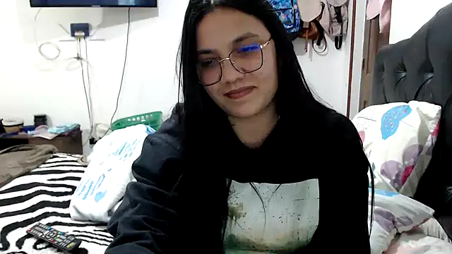 Andrea hottest angel online show from December 2025 05:06:01 AM