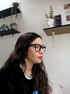 loveuu-bae online show from February 2025 09:28:01 PM