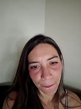 loveuu-bae online show from May 2026 07:06:01 AM