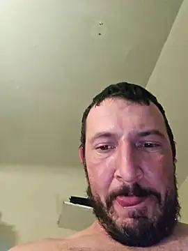 UncutHammer69 online show from December 2025 05:42:01 AM