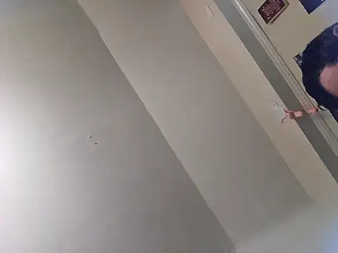 UncutHammer69 online show from January 2026 07:42:02 PM