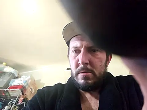 UncutHammer69 online show from January 2026 05:27:02 PM