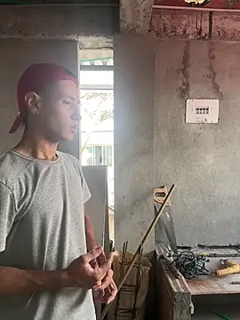 RetainedHound online show from November 2025 03:49:01 PM