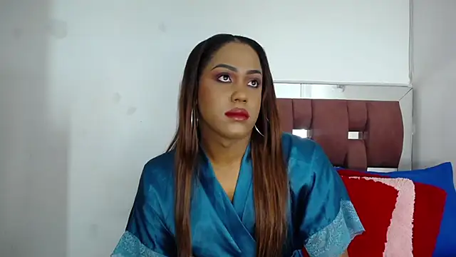 Snapshot of LoraineBigCockTs chatting on October 2025 01:35:02 PM LoraineBigCockTs online show from October 2025 01:35:02 PM