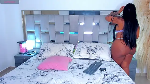 Cammiila online show from March 2026 04:41:02 PM