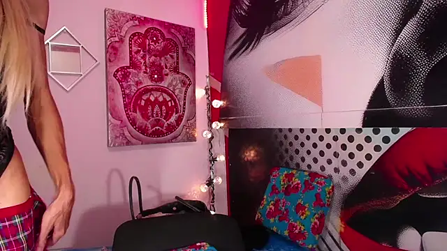 karlaveckyts online show from February 2026 10:06:01 PM