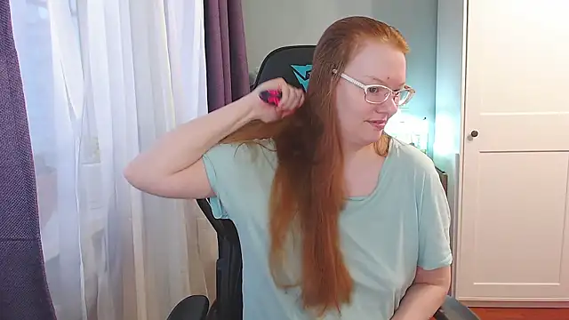 Lady Inari online show from November 2025 12:09:01 PM